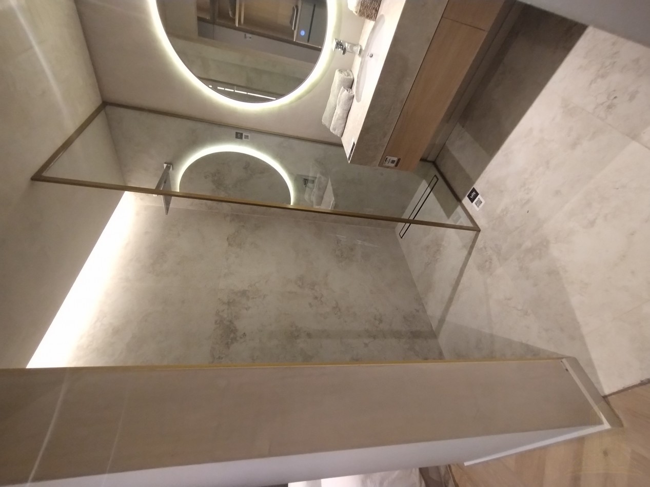 Suite en Piso 14 con Vista al Dique en Osten Tower 2