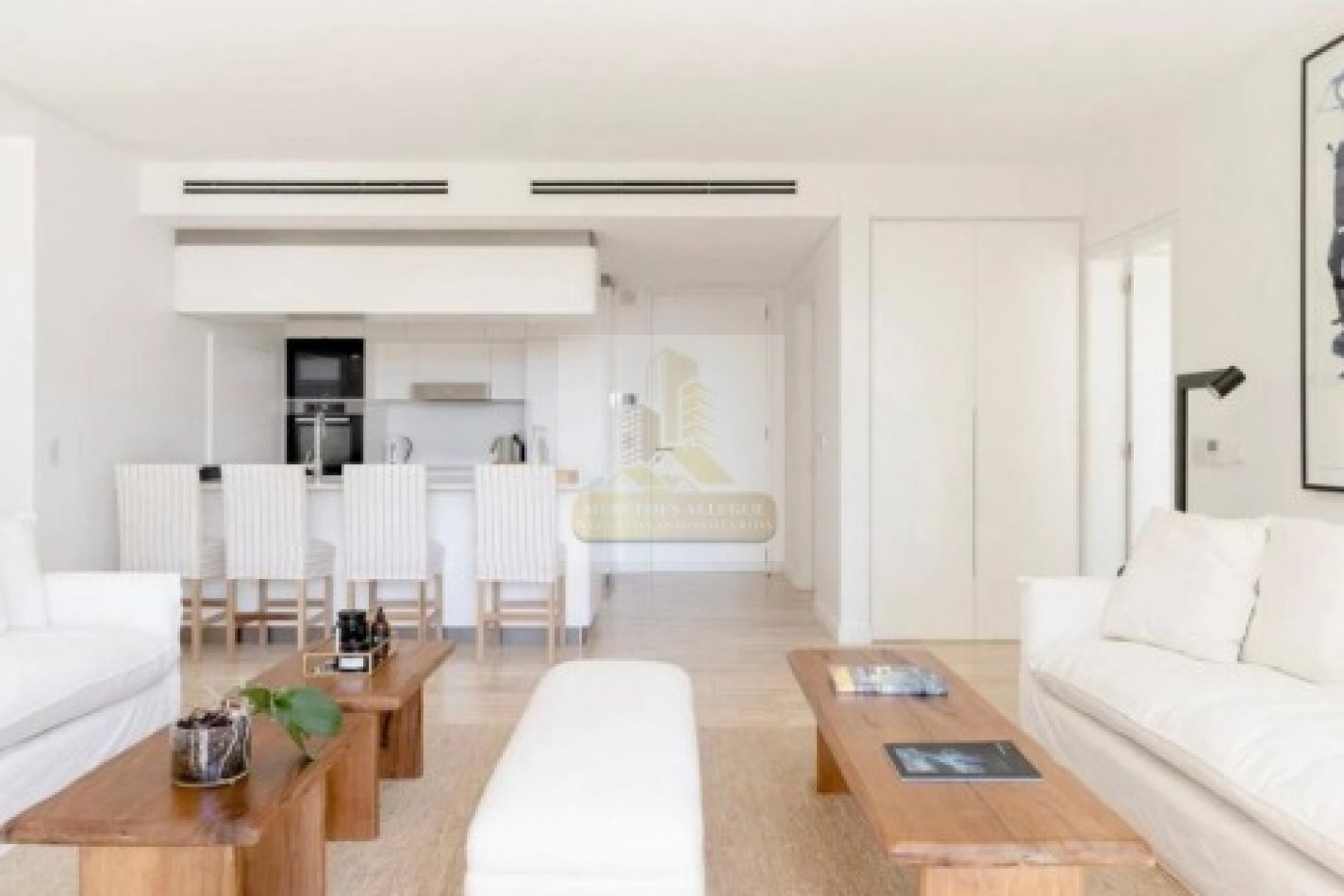 Venta 2 ambientes Edificio OCEANA Pto. MADERO