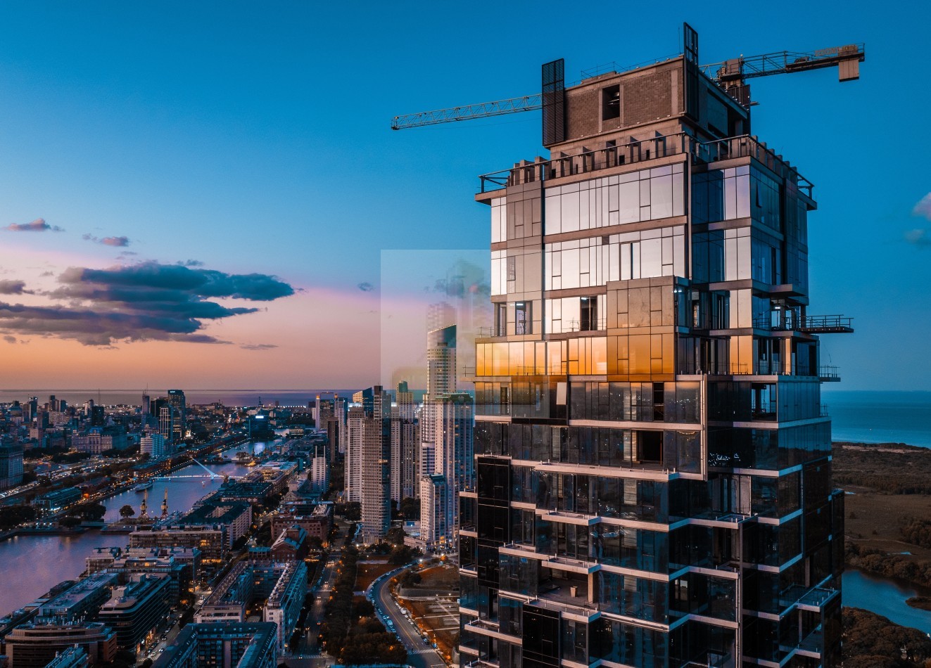 3 Ambientes de Alta Gama en Piso 21 — Torre Harbour, Puerto Madero