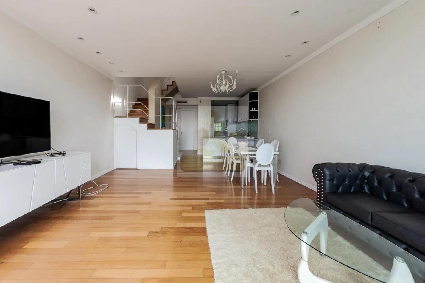 Venta con Renta - Exclusivo Triplex 3 ambientes en Edificio Forum Puerto Madero, frente al rio.