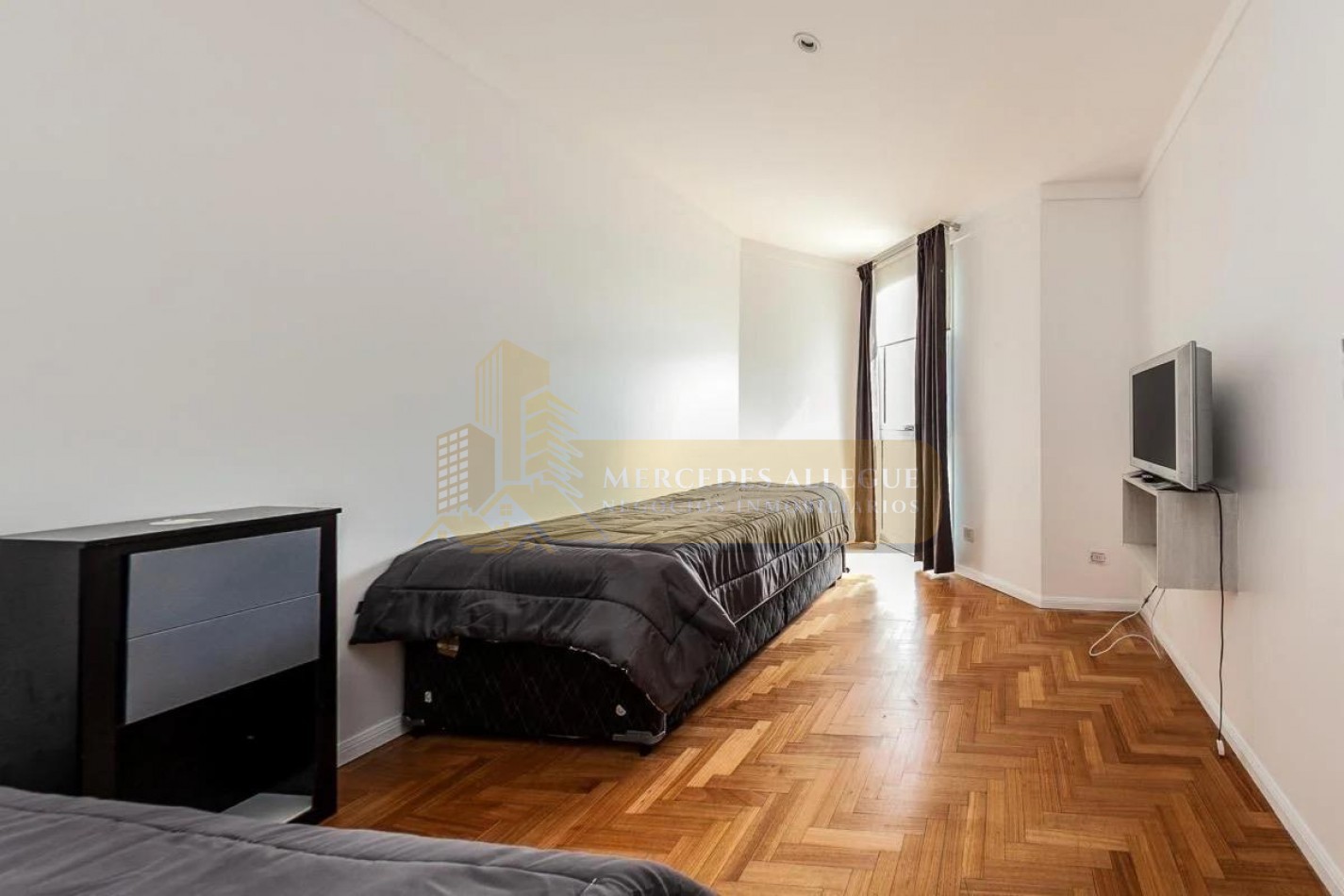 Venta - Triplex 3 ambientes en Edificio Forum Puerto Madero, frente al rio.
