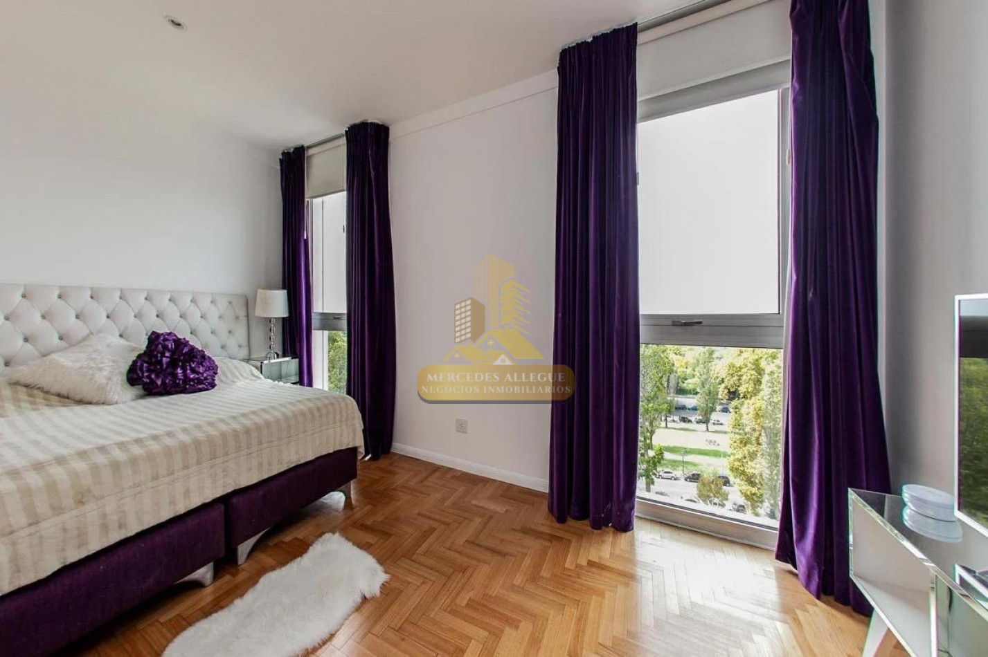 Venta con Renta - Exclusivo Triplex 3 ambientes en Edificio Forum Puerto Madero, frente al rio.