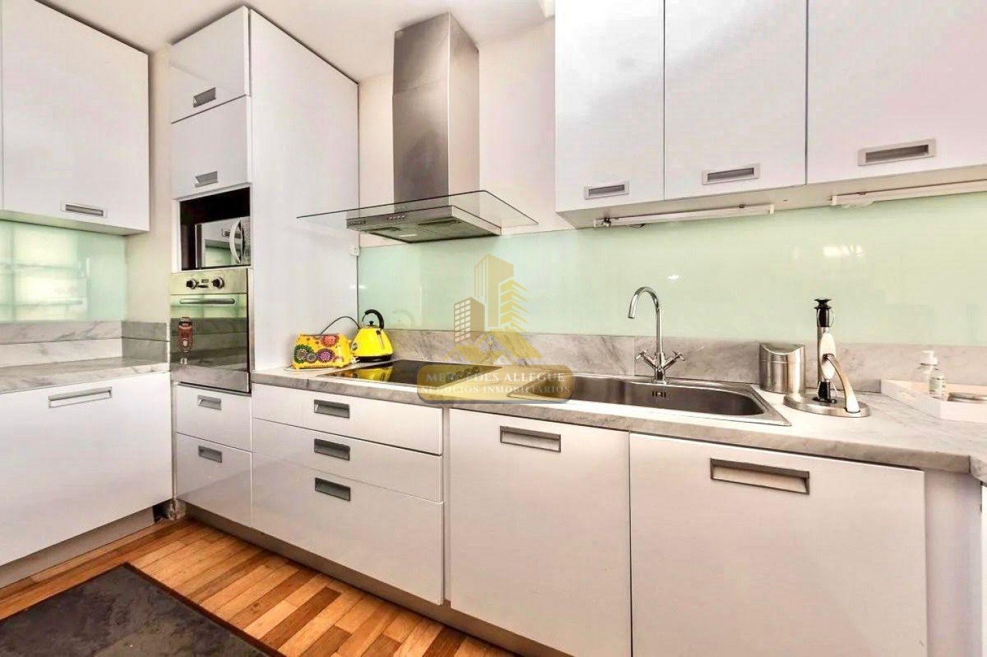 Venta con Renta - Exclusivo Triplex 3 ambientes en Edificio Forum Puerto Madero, frente al rio.