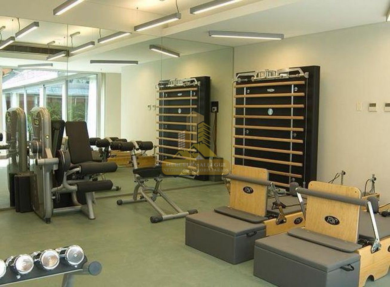 Venta con Renta - Exclusivo Triplex 3 ambientes en Edificio Forum Puerto Madero, frente al rio.