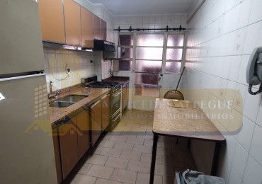 VENTA 2 Ambientes con cochera fija patio y terraza propia. BARRACAS